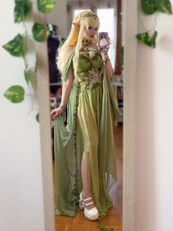 Aoy Queen