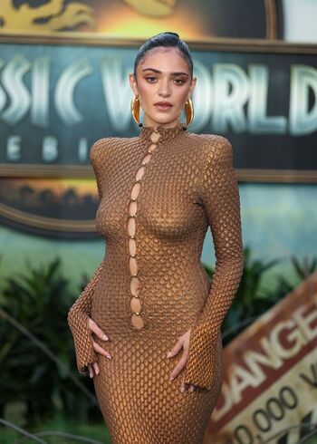 Luna Blaise