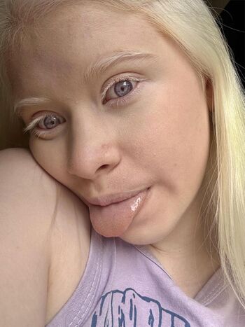 snowwhitebella